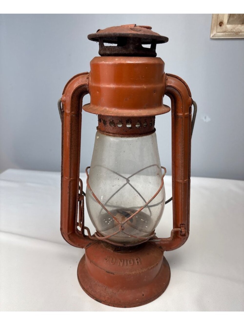 Junior Oil Lantern Red Rustic Patina Metal Glass Globe Decoration Hong Kong Vin